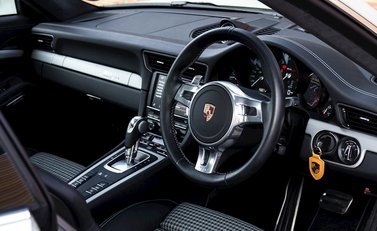 Porsche 911 50th Anniversary Edition 16