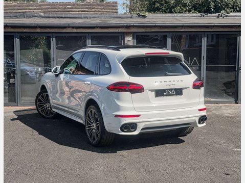Porsche Cayenne 3.0 Cayenne D Platinum Edition V6 Tiptronic S A 4WD 5dr 22