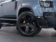 Land Rover Defender 3.0 D250 MHEV X-Dynamic SE SUV 3dr Diesel Auto 4WD Euro 6 (s/s) (250 ps) 2