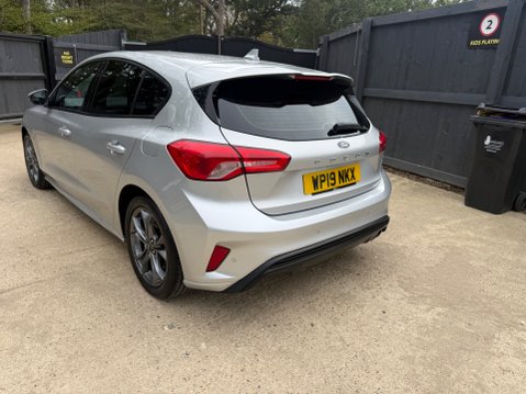 Ford Focus 1.0T EcoBoost ST-Line Hatchback 5dr Petrol Manual Euro 6 (s/s) (125 ps) 17