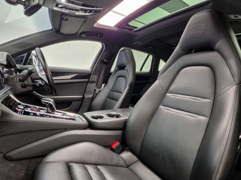 Porsche Panamera 2.9 V6 E-Hybrid 14kWh 4 Sport Turismo 5dr Petrol Plug-in Hybrid PDK 4WD Eur 2