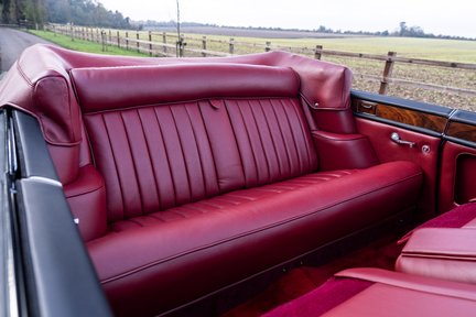 Bentley S2 Continental Drophead 28