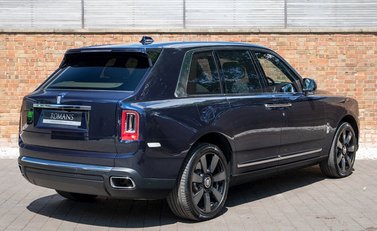 Rolls-Royce Cullinan 6