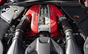 Ferrari 812 Superfast 30