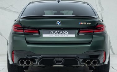 BMW M5 CS 5