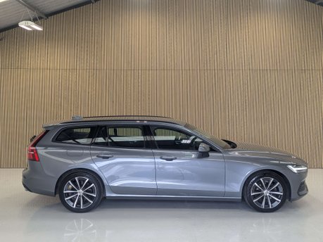 Volvo V60 2.0 V60 Momentum B4 MHEV Auto 5dr 15