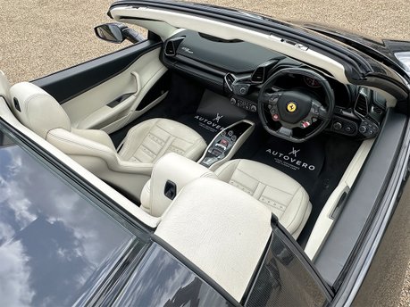 Ferrari 458 SPIDER DCT 54