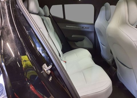 Volvo Ex30 Single Motor Extended Range 69kWh Ultra SUV 5dr Electric Auto (272 ps) 10