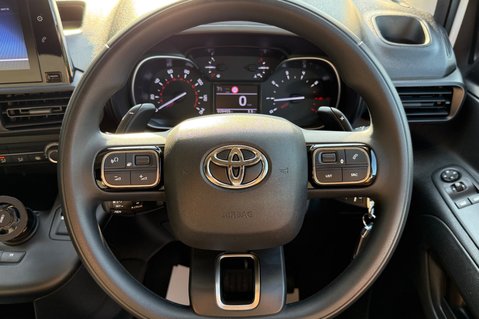 Toyota Proace City L1 DESIGN - NO VAT - AUTO - 1.5 DIESEL - REVERSE CAM - CARPLAY 24