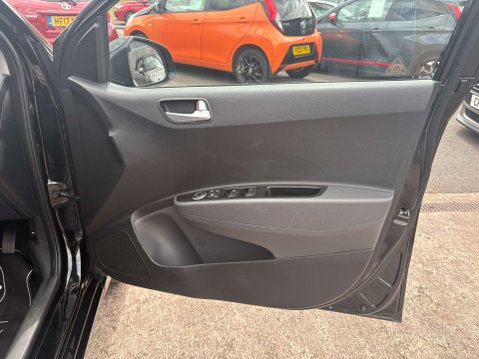 Hyundai i10 1.2 i10 Premium SE Auto 5dr 52