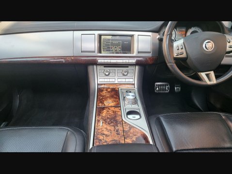 Jaguar XF PREMIUM LUXURY V6 13