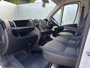 Peugeot Boxer 335 L3 140 ps Drop & Go AKFS Lo Loader - Air Con 17
