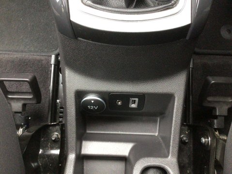 Ford Ecosport 1.5 ZETEC 5d 110 BHP 26