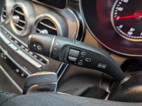 Mercedes-Benz GLC 2.0 GLC 220 D 4Matic AMG Line Auto 4WD 5dr 75