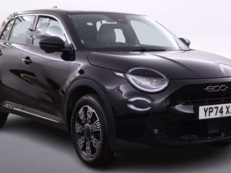 Fiat 600 1.2 MHEV SUV 5dr Petrol Hybrid e-DCT Euro 6 (s/s) (136 ps)