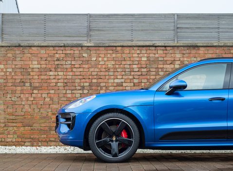 Porsche Macan GTS 26