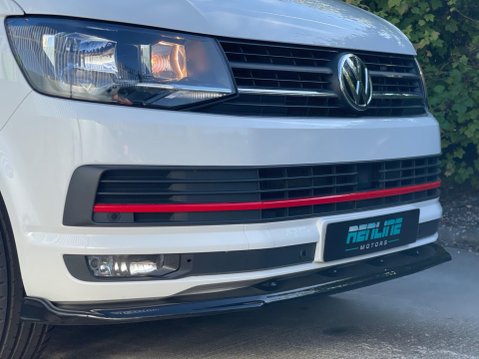 Volkswagen Transporter 2.0 TDI T32 BlueMotion Tech Highline Crew Van DSG FWD SWB Euro 6 (s/s) 5dr 27