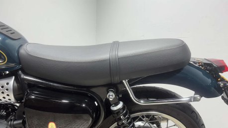 BSA Gold Star 650 2023 3K VERY CLEAN 1 OWNER NEW MOT RETRO MODERN CLASSIC BIKE 29