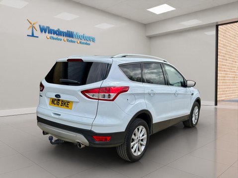 Ford Kuga 2.0 TDCi Titanium 2WD Euro 6 (s/s) 5dr 9