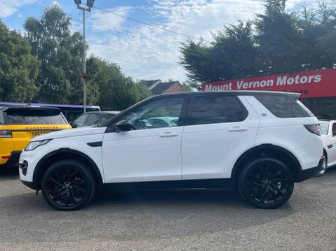 Land Rover Discovery Sport 2.0 TD4 HSE Black Auto 4WD Euro 6 (s/s) 5dr 9