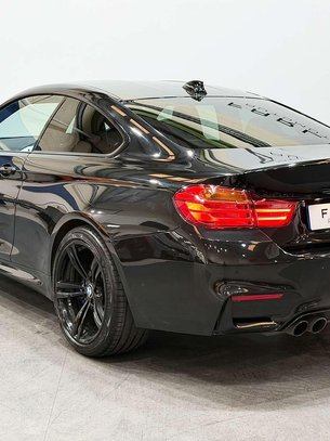 BMW M4 3.0 BiTurbo Coupe 2dr Petrol DCT Euro 6 (s/s) (431 ps) 1