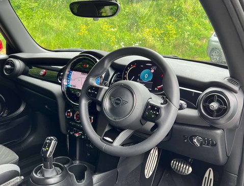 Mini Hatch 2.0 John Cooper Works Auto 3dr 17