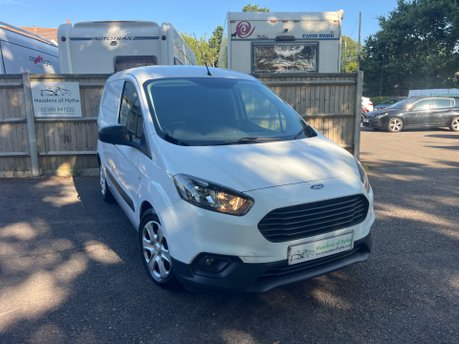Ford Transit Courier TREND 1.5 TDCI Van 1