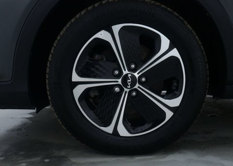 Kia Xceed 1.6 XCeed 3 PHEV Semi-Auto 5dr 16