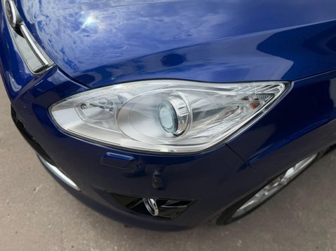 Ford C-Max 1.6 TDCi Titanium X Euro 5 5dr 31
