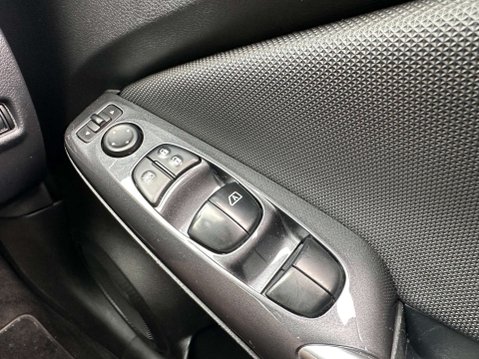 Nissan Juke 1.0 Juke Acenta DiG-T 5dr 22