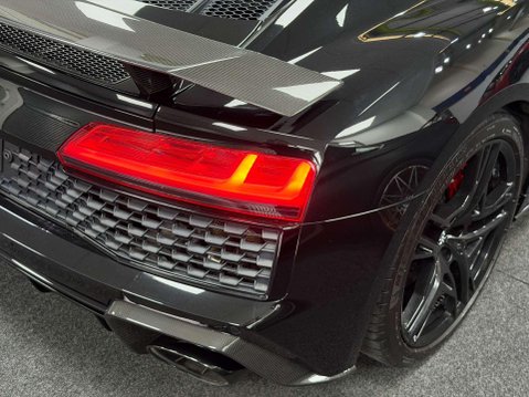 Audi R8 5.2 FSI V10 Performance Coupe 2dr Petrol S Tronic quattro Euro 6 (s/s) (620 44