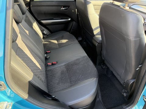 Suzuki Vitara 1.4 Boosterjet SZ5 5dr Auto 36