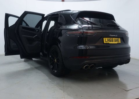 Porsche Cayenne 2.9 Cayenne V6 S Auto 4WD 5dr 55