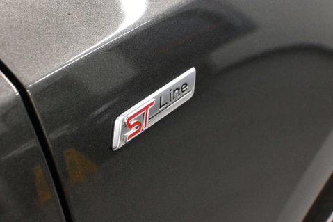 Ford Focus 1.0 Focus ST-Line X mHEV Auto 5dr 30