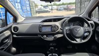 Toyota Yaris 1.5 VVT-h Icon Hatchback 5dr Petrol Hybrid E-CVT Euro 6 (s/s) (100 ps) 15