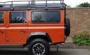 Land Rover 110 Adventure 20