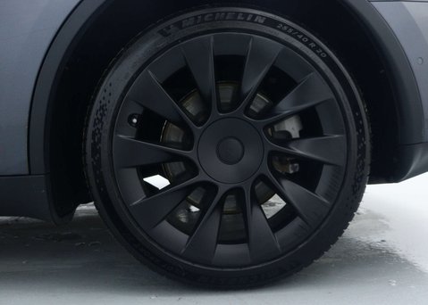 Tesla Model Y (Dual Motor) Long Range SUV 5dr Electric Auto 4WDE (384 bhp) 18