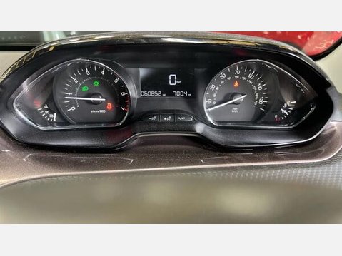 Peugeot 2008 1.2 VTi Active Euro 5 5dr 7