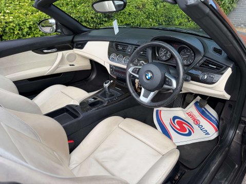 BMW Z4 2.5 Z4 sDrive 23i 2dr 12