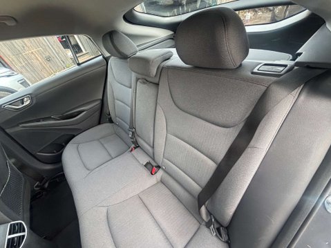 Hyundai IONIQ 1.6 h-GDi Premium Hatchback 5dr Petrol Hybrid DCT Euro 6 (s/s) (141 ps) 28