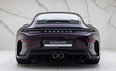 Porsche 911 GT3 TOURING (992.2) 5
