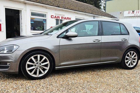Volkswagen Golf GT TSI 150 BHP BLUEMOTION TECHNOLOGY LOOK! 1 PREVIOUS KEEPER! 9 SERVICES! 12