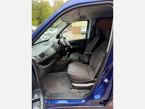 Vauxhall Combo 1.6 CDTi 2300 16v Sportive Panel Van 6dr Diesel Manual FWD L2 H1 (s/s) (137 36