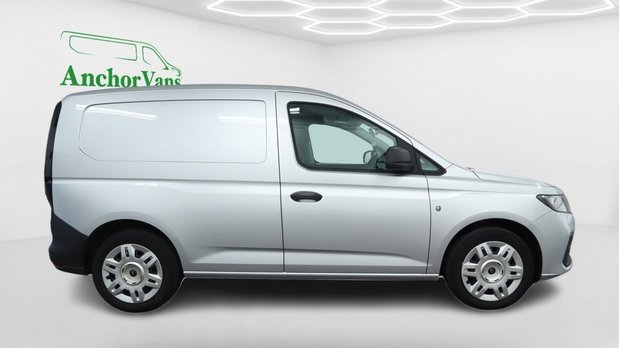 Ford Transit Connect AUTO SWB L1H1 Low Roof Trend Air Con Sensors Cam EURO 6 NO VAT 3