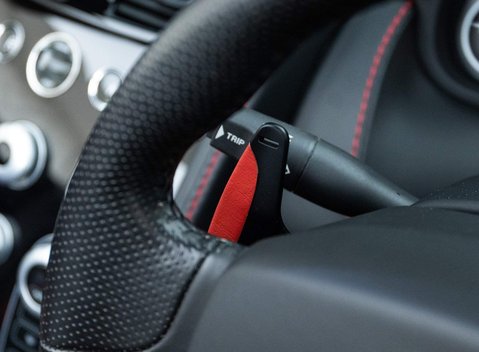 Aston Martin V12 Vantage S Roadster 20