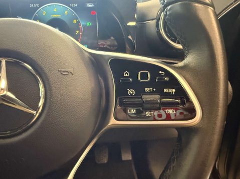 Mercedes-Benz A Class 1.3 A 180 SE 5dr 33