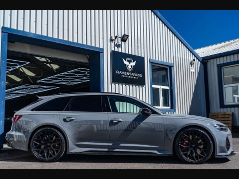 Audi RS6 4.0 RS 6 Carbon Black TFSI MHEV Quattro Auto 4WD 5dr 3