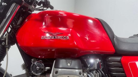Moto Guzzi V7 750 2009 26K NEW MOT SERVICED 1 OWNER MODERN RETRO BIKE 750CC 27