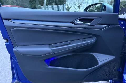 Volkswagen Golf R TSI 4MOTION DSG -AKRAPOVIC -PERFORMANCE PACK -CARBON LEATHER -HEATED S/W 22