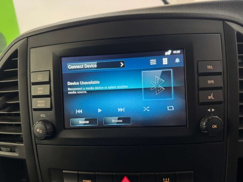 Mercedes-Benz Vito eVito 66 Progressive 22